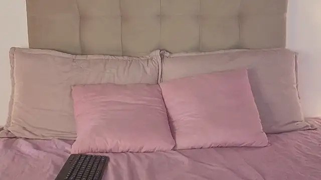 AnneGagner online show from April 2026 09:26:02 PM