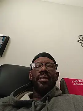Txdarkmeat74 online show from June 2026 01:21:02 PM