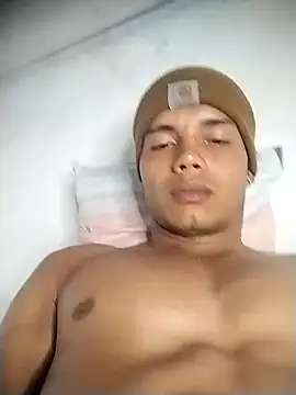 Snapshot of alex_candela chatting on December 2024 10:47:02 PM alex candela online show from December 2024 10:47:02 PM