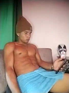 Snapshot of alex_candela chatting on February 2025 04:12:02 AM alex candela online show from February 2025 04:12:02 AM