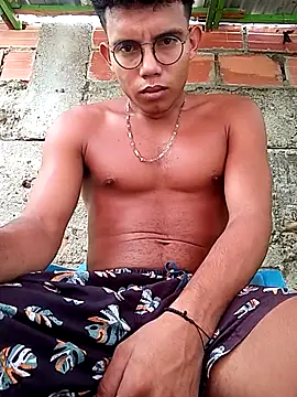 Snapshot of alex_candela chatting on October 2025 02:05:01 PM alex candela online show from October 2025 02:05:01 PM