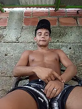 Snapshot of alex_candela chatting on November 2025 12:28:01 PM alex candela online show from November 2025 12:28:01 PM