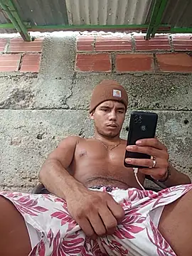 Snapshot of alex_candela chatting on November 2025 04:39:01 PM alex candela online show from November 2025 04:39:01 PM