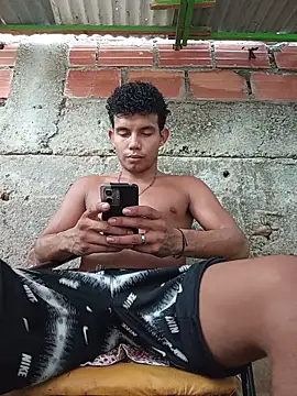 Snapshot of alex_candela chatting on November 2025 08:22:01 PM alex candela online show from November 2025 08:22:01 PM