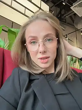 CaseyStar online show from January 2025 12:49:01 PM