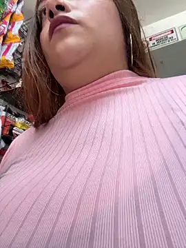 Snapshot of Tatiana_O chatting on December 2025 03:08:01 PM Tatiana O online show from December 2025 03:08:01 PM