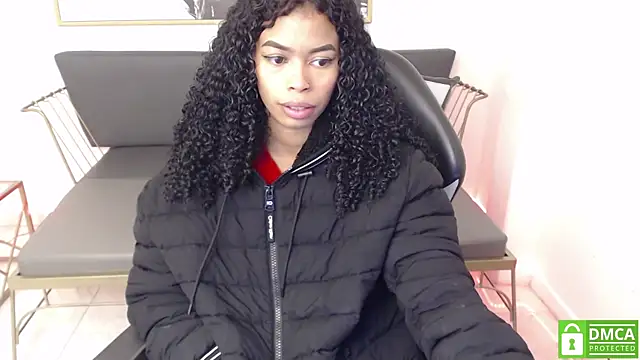 Shenna brunette  online show from January 2025 01:11:01 PM