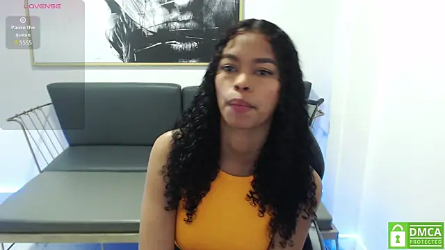 Shenna brunette  online show from February 2025 01:11:02 PM