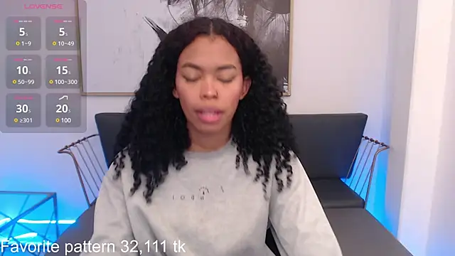 Shenna brunette  online show from February 2025 01:31:02 PM