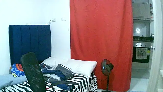 sexy diamante  online show from January 2026 01:11:01 AM