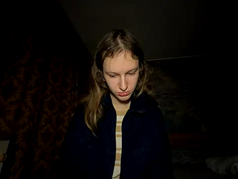 Snapshot of Eva_Angel3 chatting on October 2025 05:37:01 PM Eva Angel3 online show from October 2025 05:37:01 PM