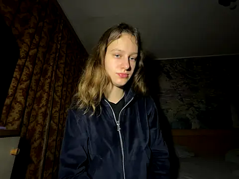 Snapshot of Eva_Angel3 chatting on November 2025 05:13:01 PM Eva Angel3 online show from November 2025 05:13:01 PM