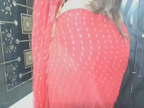 sexy-honey09 online show from September 2025 09:32:01 AM