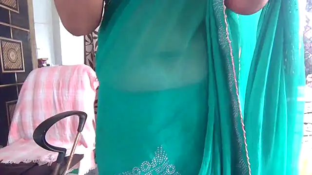 sexy-honey09 online show from November 2025 07:56:01 AM