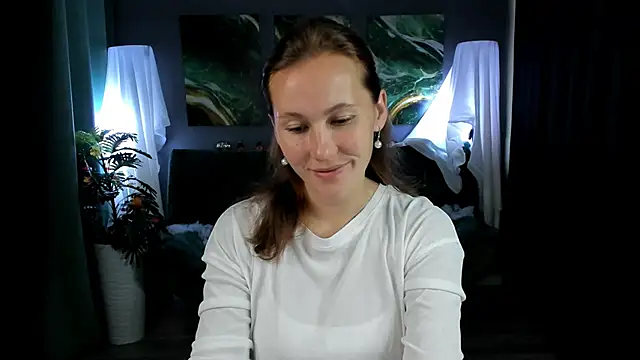 Snapshot of MichelleOrtis chatting on November 2025 06:24:01 AM MichelleOrtis online show from November 2025 06:24:01 AM