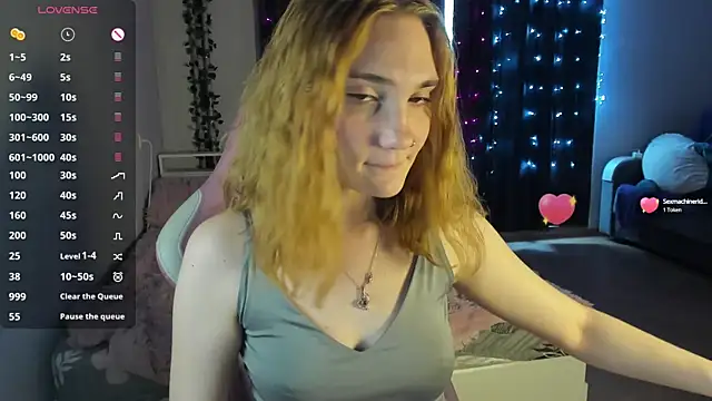 Snapshot of ReddHotPipper chatting on January 2025 05:16:01 AM ReddHotPipper online show from January 2025 05:16:01 AM