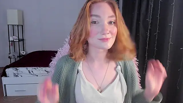 Snapshot of ReddHotPipper chatting on October 2025 01:14:02 AM ReddHotPipper online show from October 2025 01:14:02 AM