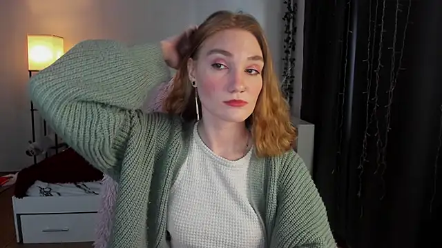 Snapshot of ReddHotPipper chatting on October 2025 02:33:01 AM ReddHotPipper online show from October 2025 02:33:01 AM