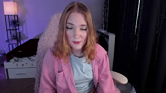 Snapshot of ReddHotPipper chatting on October 2025 02:58:02 AM ReddHotPipper online show from October 2025 02:58:02 AM