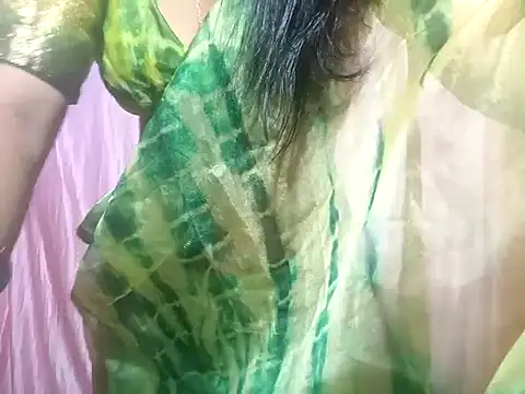 poojaxxx65 online show from February 2025 05:39:01 PM