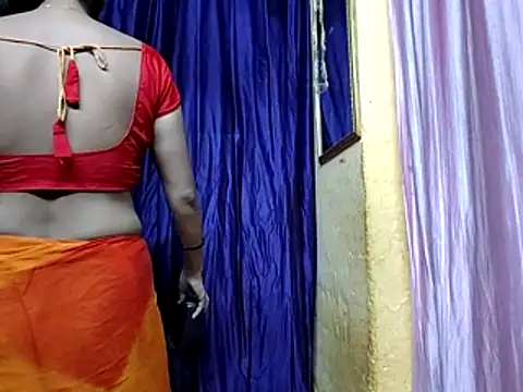 Snapshot of poojaxxx65 chatting on July 2026 10:02:02 PM poojaxxx65 online show from July 2026 10:02:02 PM