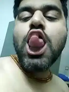 Snapshot of Happyman300 chatting on November 2025 08:29:01 PM Happyman300 online show from November 2025 08:29:01 PM