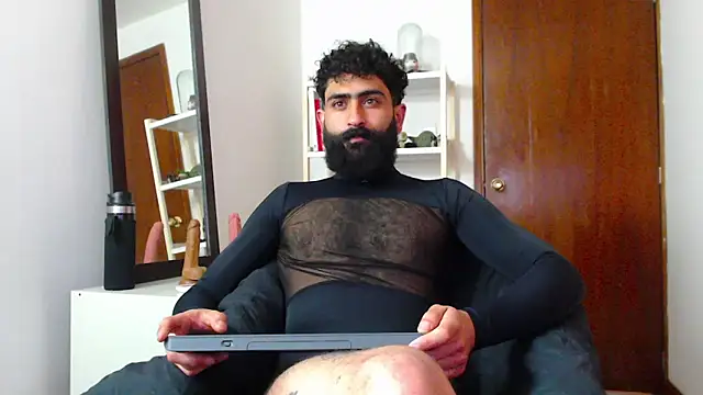 Snapshot of Drogamma chatting on March 2025 01:57:02 AM Drogamma online show from March 2025 01:57:02 AM