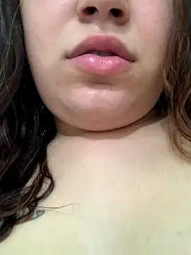 Snapshot of lalinha_sapeka chatting on September 2025 05:03:01 PM lalinha sapeka online show from September 2025 05:03:01 PM