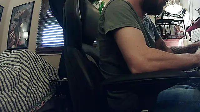 slutty guy12 online show from February 2025 08:01:01 PM