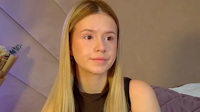 MilanaBalmain online show from February 2026 04:38:01 AM