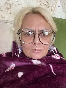 Snapshot of Gardener_of_Illusions chatting on February 2025 05:52:02 AM Gardener of Illusions online show from February 2025 05:52:02 AM