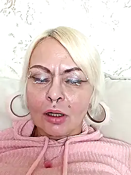 Snapshot of Gardener_of_Illusions chatting on February 2025 06:09:01 AM Gardener of Illusions online show from February 2025 06:09:01 AM