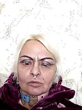 Snapshot of Gardener_of_Illusions chatting on February 2025 11:58:02 PM Gardener of Illusions online show from February 2025 11:58:02 PM