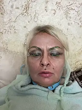 Snapshot of Gardener_of_Illusions chatting on September 2025 12:04:01 AM Gardener of Illusions online show from September 2025 12:04:01 AM