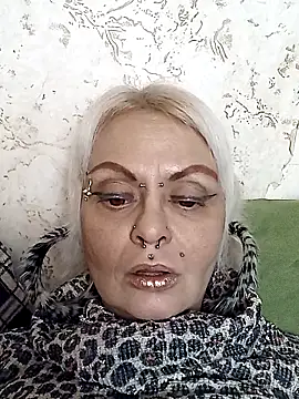 Snapshot of Gardener_of_Illusions chatting on November 2025 02:56:02 AM Gardener of Illusions online show from November 2025 02:56:02 AM