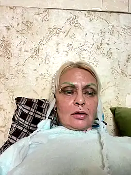 Snapshot of Gardener_of_Illusions chatting on November 2025 12:22:02 AM Gardener of Illusions online show from November 2025 12:22:02 AM