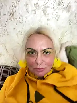 Snapshot of Gardener_of_Illusions chatting on November 2025 12:49:02 AM Gardener of Illusions online show from November 2025 12:49:02 AM