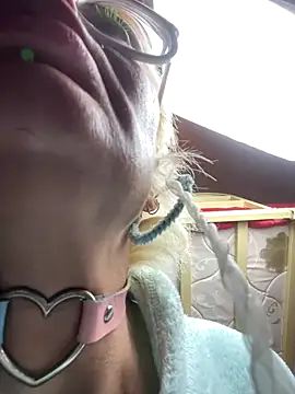 Snapshot of Gardener_of_Illusions chatting on November 2025 11:23:02 AM Gardener of Illusions online show from November 2025 11:23:02 AM