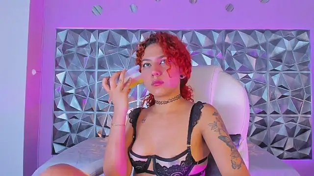 keendaall online show from March 2025 06:10:02 PM