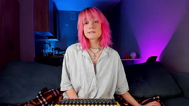 Snapshot of Gregory_Byyrd chatting on January 2025 05:09:02 PM Gregory Byyrd online show from January 2025 05:09:02 PM