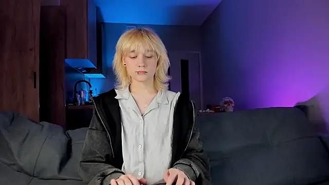 Snapshot of Gregory_Byyrd chatting on February 2025 07:14:02 PM Gregory Byyrd online show from February 2025 07:14:02 PM