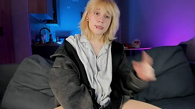 Snapshot of Gregory_Byyrd chatting on February 2025 10:20:02 PM Gregory Byyrd online show from February 2025 10:20:02 PM