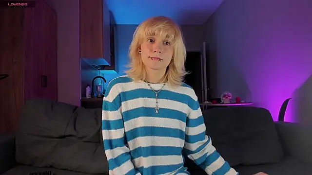 Snapshot of Gregory_Byyrd chatting on March 2025 07:17:01 PM Gregory Byyrd online show from March 2025 07:17:01 PM