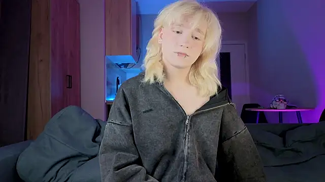 Snapshot of Gregory_Byyrd chatting on September 2025 09:14:02 PM Gregory Byyrd online show from September 2025 09:14:02 PM