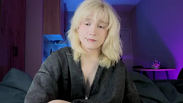 Snapshot of Gregory_Byyrd chatting on September 2025 09:38:01 PM Gregory Byyrd online show from September 2025 09:38:01 PM