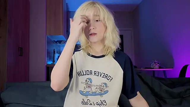 Snapshot of Gregory_Byyrd chatting on September 2025 09:07:02 PM Gregory Byyrd online show from September 2025 09:07:02 PM