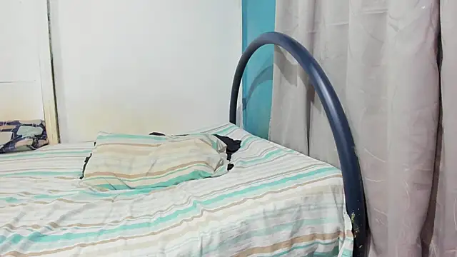 Snapshot of zackmontieel chatting on November 2025 09:30:01 AM zackmontieel online show from November 2025 09:30:01 AM