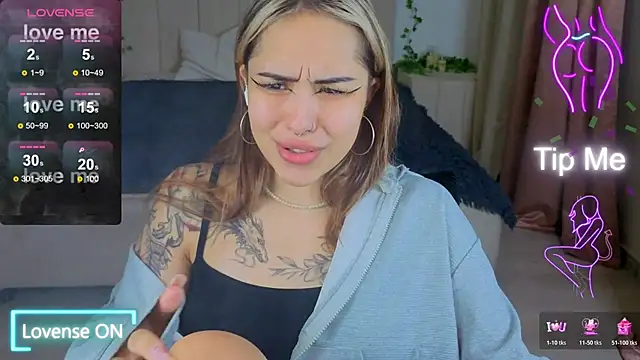 Snapshot of baby__kim chatting on October 2025 05:09:02 AM baby kim online show from October 2025 05:09:02 AM