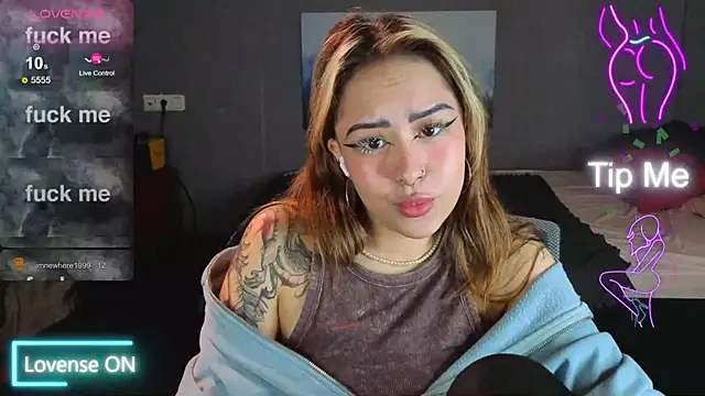 Snapshot of baby__kim chatting on November 2025 05:07:01 AM baby kim online show from November 2025 05:07:01 AM