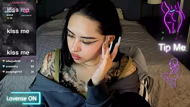 Snapshot of baby__kim chatting on December 2025 08:43:01 AM baby kim online show from December 2025 08:43:01 AM